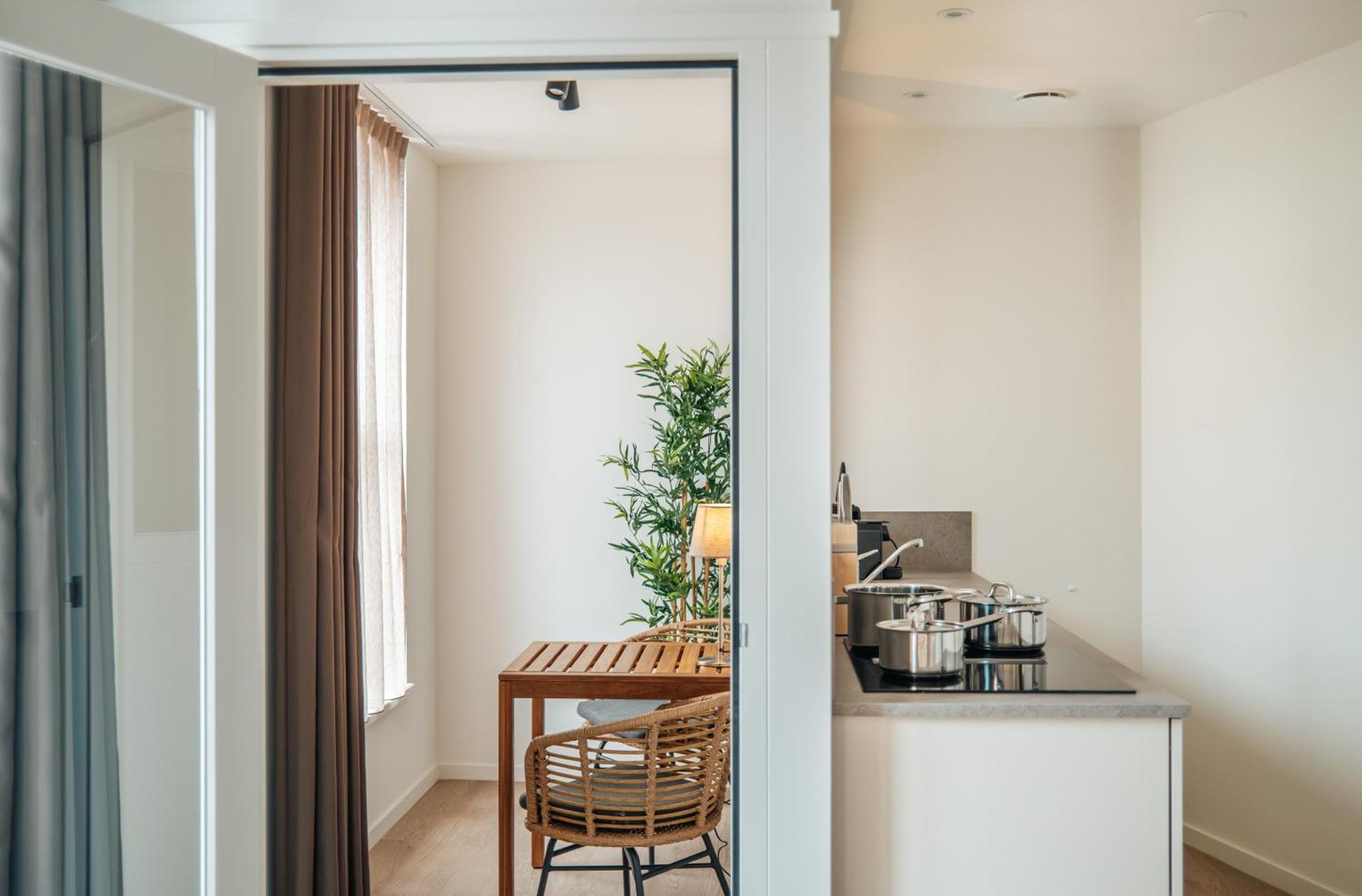 איינדהובן Urban Suites מראה חיצוני תמונה